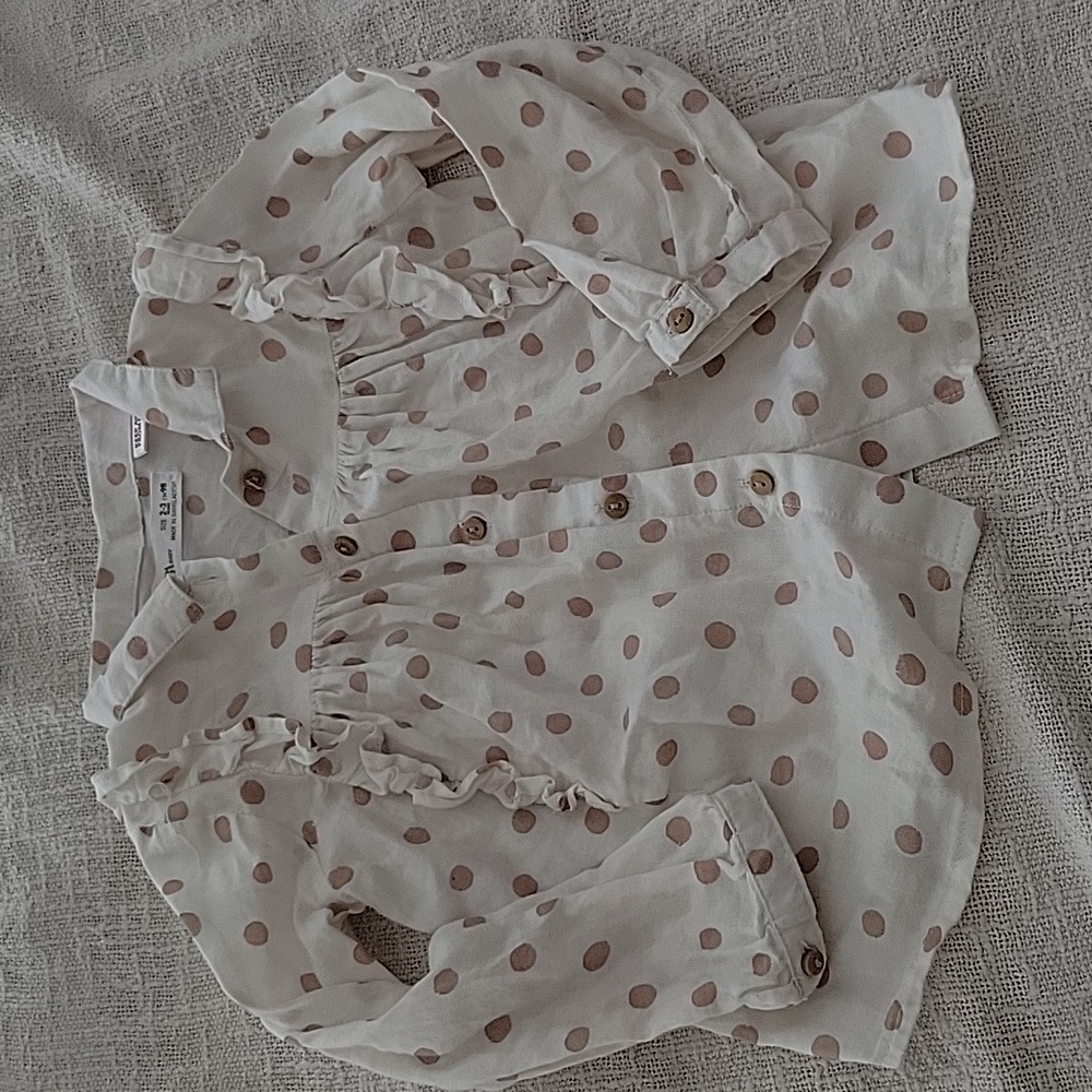 Zara blouse 2/3 polkadot